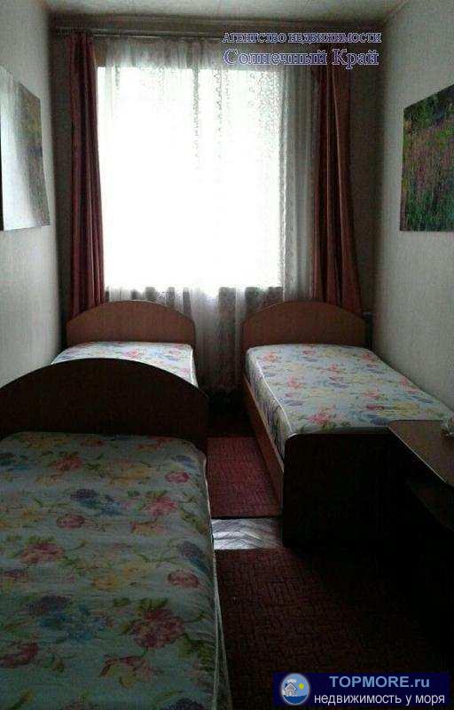 Продаётся 2-х комнатная квартира в курортной части  Анапы. 42 кв.м. Чистый подъезд,  полностью укомплектована... - 2