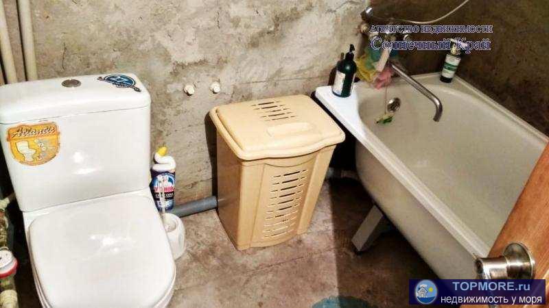 Продается двухкомнатная квартира в городе Анапа. Дом 2003 года строительства. Индивидуальное газовое отопление. В...