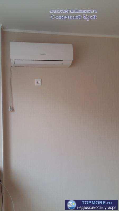 СРОЧНО продаётся 2-х комнатная квартира в г.Анапа. 70 кв.м. Отделка- качественно выполненный ремонт (обои, ламинат),... - 1