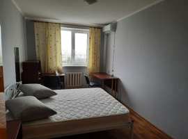 Сдается длительно, хорошая 3 ком кв в Нахимовском р - не по ул...