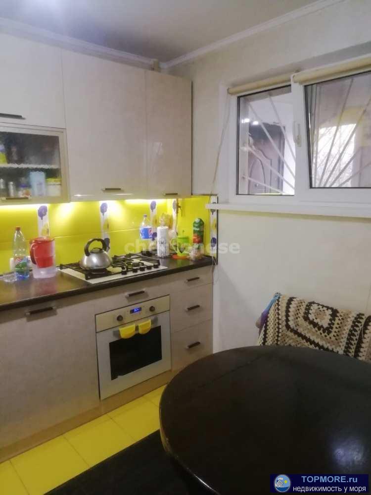 Продается уютная однокомнатная квартира на проспекте Октябрьской революции (район" Летчики") На первом... - 1