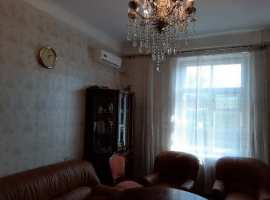 Продается 3х ком квартира в центре города Феодосия по ул. Нахимова....