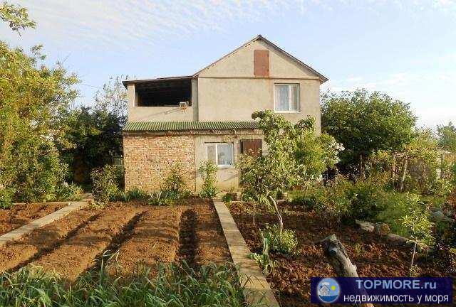 Продается садовый дом 130 кв.м., 6 соток в Феодосии, массив Степной, ул Садовая. 