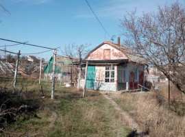 Продается садовый дом 30 кв.м., 9,81 соток в г Феодосия, Овражный...