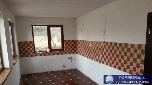 Продаётся садовый дом 296 кв.м., 20 соток в пгт Коктебель, СПК Кипарис. На участке своё озеро и сад. - 2