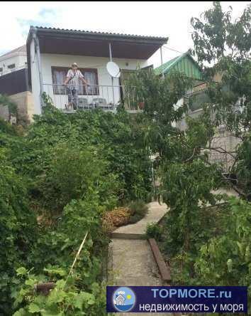 Продается  садовый дом 40 кв.м., 6 соток  в пгт Орджоникидзе, ул. 3-я Балочная, СПК Универсал, по садовой книжке....