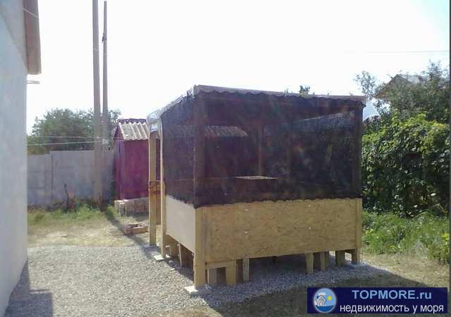 Продается садовый дом 50 кв.м., 8 соток в г. Феодосия, ул. Персиковая, массив Степной, по членской книжке....