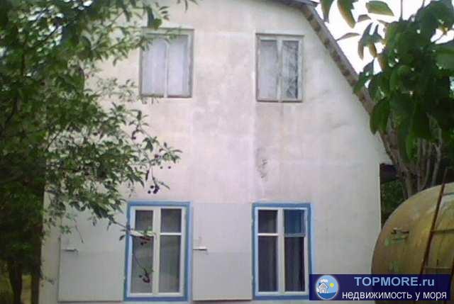 Продается садовый дом 45 кв.м., 4 сотки в Орджоникидзе, СПК Волна, ул. 4-я Правая, по садовой книжке. Электричество...