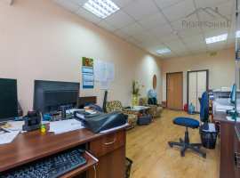 Сдам офисное помещение 22 кв.м. в ТЦ 
