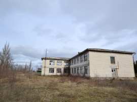 Продам 2-х этажное здание общей площадью 782м2, в селе Майское,...
