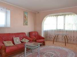 Продаётся уютная трехкомнатная квартира на пр-те Генерала...