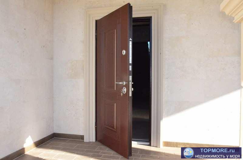 Новый дом на берегу моря в Севастополе, наб. А. Первозванного, дом 16. Дом 2-х этажный, 300 м2. В доме 4 комнаты,... - 14