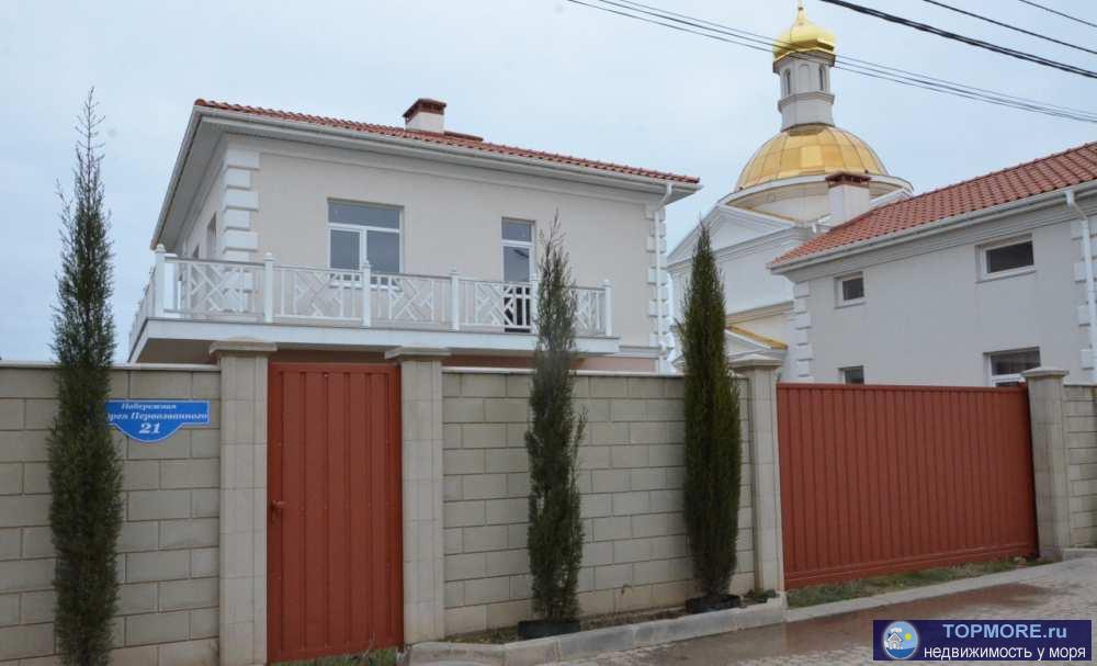 Продается новый дом 150 м2 в коттеджном поселке на берегу моря.Коттеджный поселок расположен на набережной А....