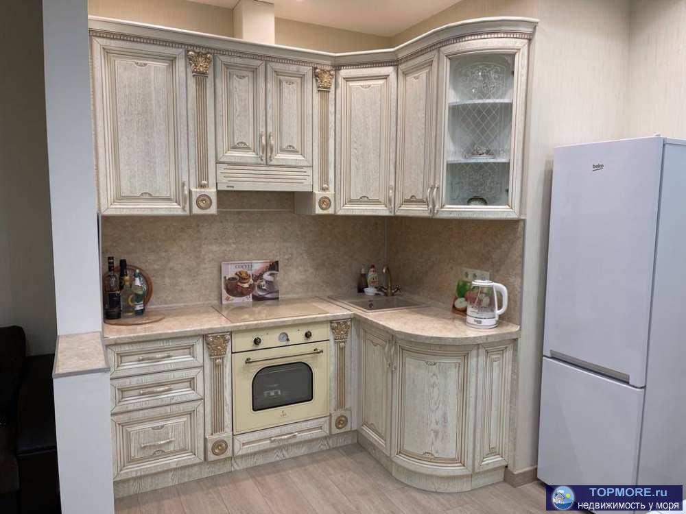 Уютный апартамент в одном из лучших элитных домов Сочи в  жк Ривьера!Апартамент расположен на четвёртом этаже левого...