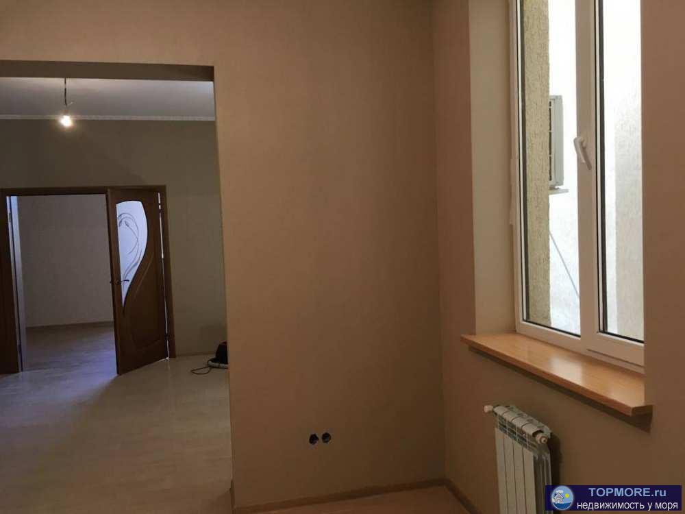 Потрясающая квартира с обширной инфраструктурой,вид на город,паркинг,не далеко остановка.за подробностями звоните! - 1