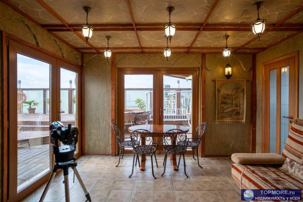 Продается пентхаус в самом центре исторического Сочи с видом на Зимний и Летний Театр. Дом бизнес-класса, прогулочным...