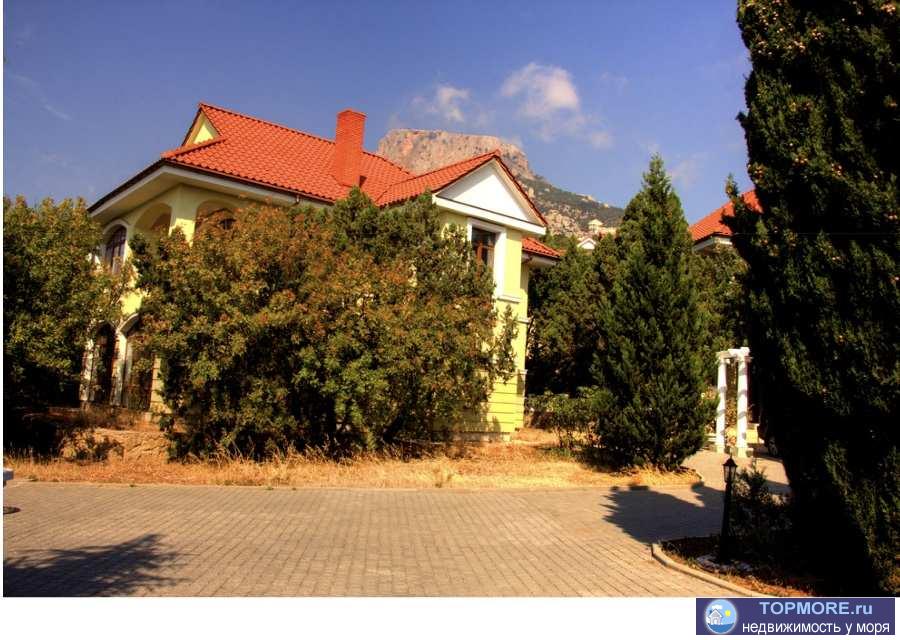 Продажа дома  в элитном охраняемом коттеджном поселке . Посёлок находится под охраной ФСО. Общая площадь участка... - 3