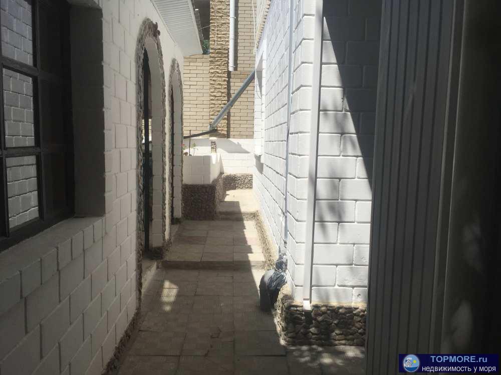 Предлагаем для проживания в Коктебеле, напротив аквапарка, двухэтажный коттедж (по одному двухкомнатному... - 11