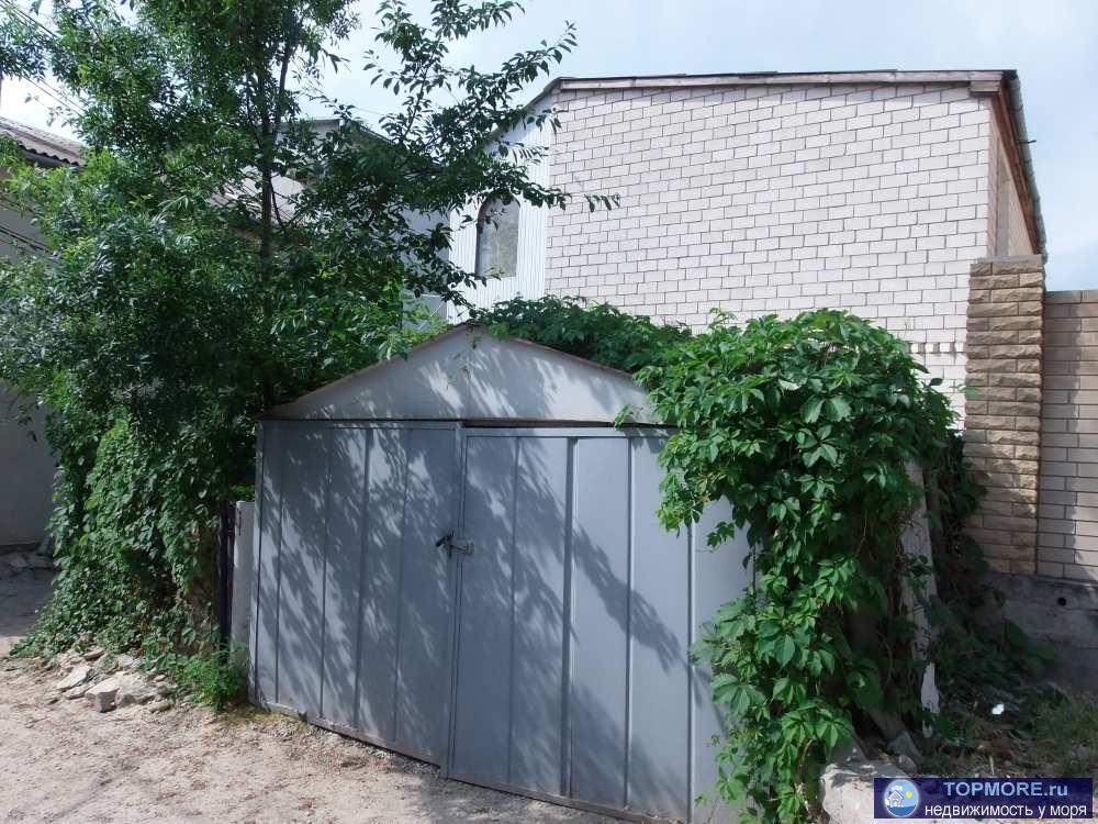 Предлагаем для проживания в Коктебеле, напротив аквапарка, двухэтажный коттедж (по одному двухкомнатному... - 2