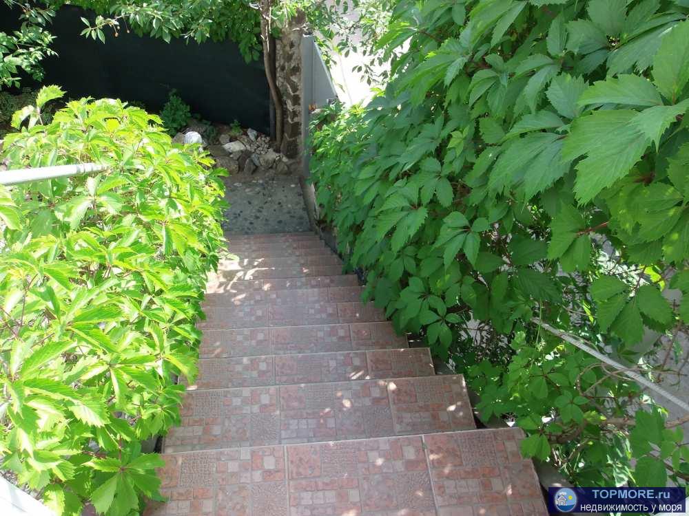 Предлагаем для проживания в Коктебеле, напротив аквапарка, двухэтажный коттедж (по одному двухкомнатному... - 39