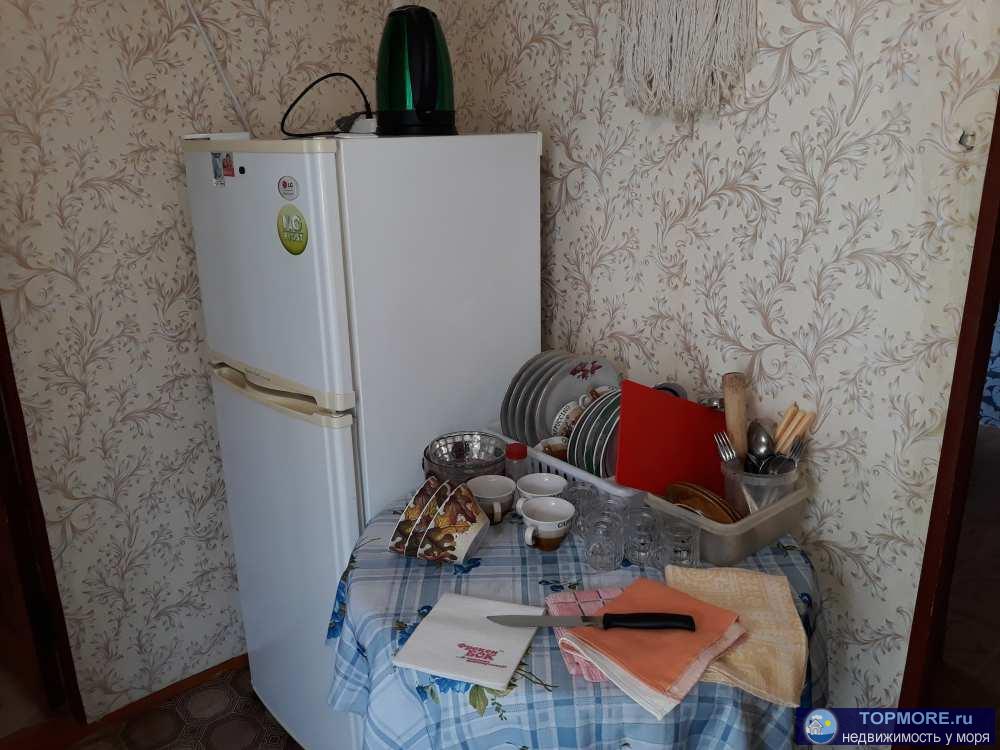 Предлагаем для проживания в Коктебеле, напротив аквапарка, двухэтажный коттедж (по одному двухкомнатному... - 48