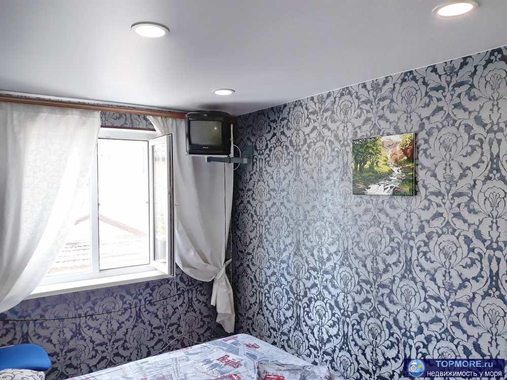 Предлагаем для проживания в Коктебеле, напротив аквапарка, двухэтажный коттедж (по одному двухкомнатному... - 52