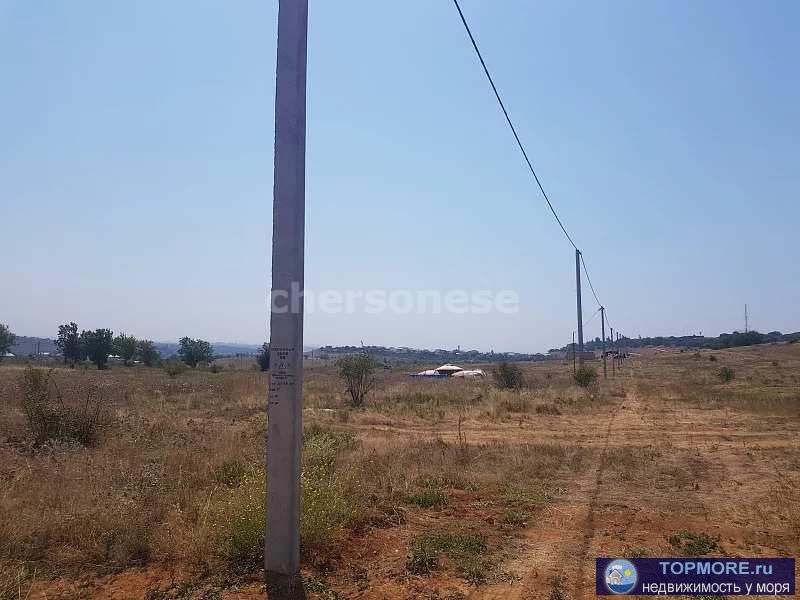  Продается  видовой участок  10 соток в  поселке Любимовка с присвоенным адресом по улице  2 Линия. Участок ровный,... - 1