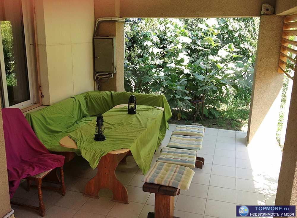 Дом 4 комнаты, терраса, автостоянка во дворе, до моря 900м. Прекрасный песчаный пляж с чистым неглубоким морем –... - 2