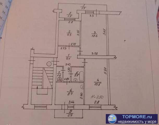 Продается благоустроенная, просторная трехкомнатная квартира в г Феодосия, ул Степаняна, 2эт/5эт, площадью 69,4 кв м.... - 1