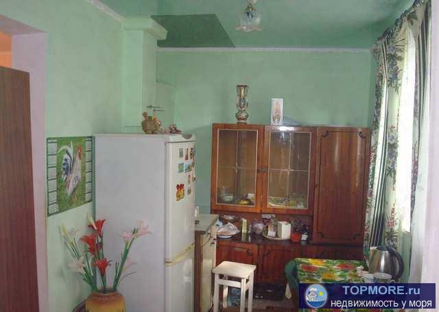 Продается садовый дом 35 кв.м., 5 соток в пгт Кировское, СПК Дружба. Есть фруктовые деревья, виноград, участок ухожен.