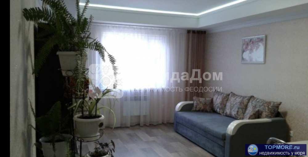 Продам жилой гараж 94.8 м2, Кирпичное шоссе,  Феодосия. Дом-гараж оборудован всем необходимым для комфортного... - 1