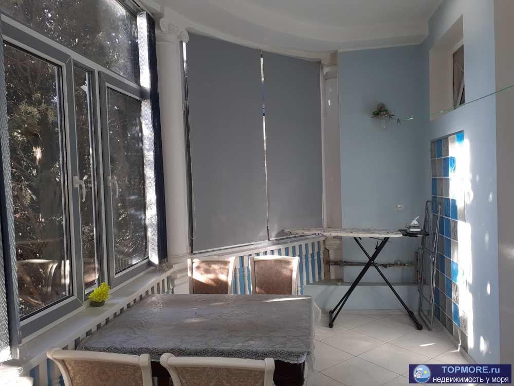 Сдаётся квартира-студия в старинном особняке в историческом центре Симеиза. Советская 68. До пляжа 3-4 минуты через... - 10