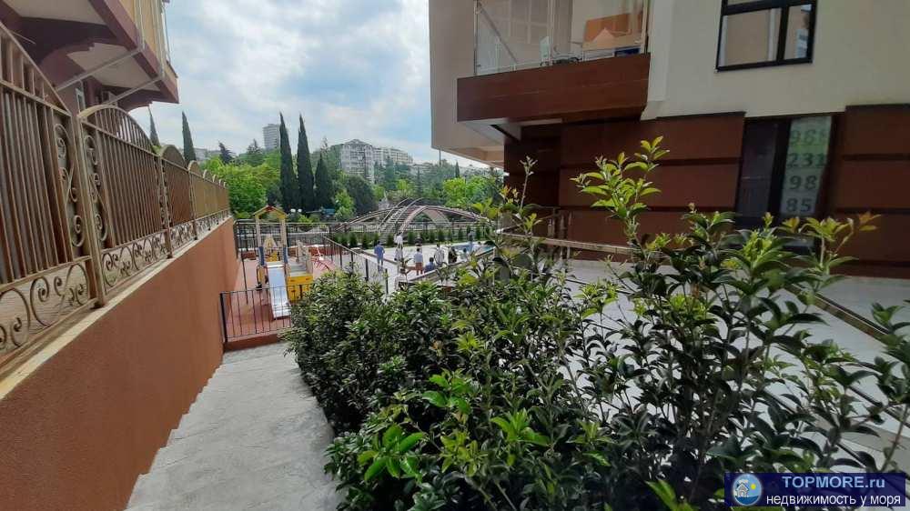 Продаю просторную квартиру в Жилом комплексе бизнес-класса “Мадрид 4”. Высота потолков 3 м. В квартире 2 окна,... - 2