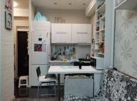 1 комнатная квартира-студия с балконом, 27м2, с авторским ремонтом...