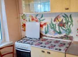 Продаю полноценную двухкомнатную квартиру в центре Адлера.  Что...