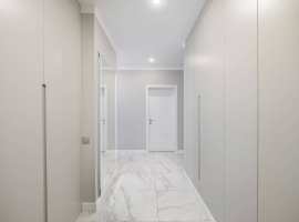 Лот № 138360. Предлагается к продаже большая 4-комнатная квартира в...