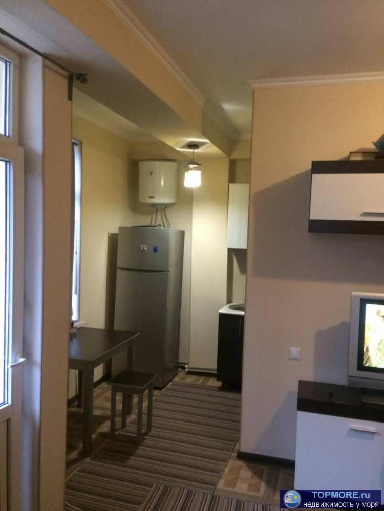 Продается угловая однокомнатная квартира 36,4 кв.м с лоджией. Удобной планировки, с кухней, санузлом, гардеробной.... - 2