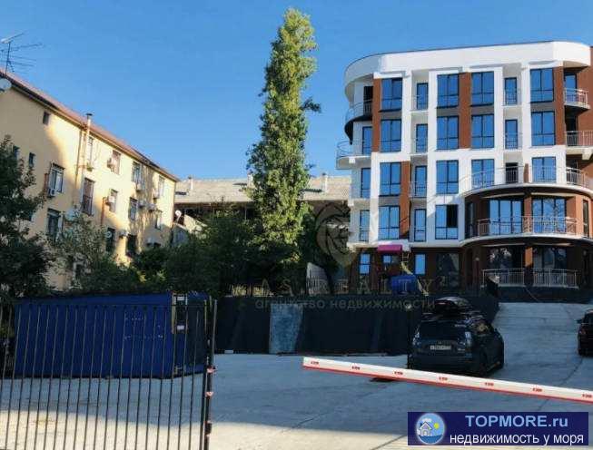 Продаю хорошую угловую квартиру (три окна). Район Мамайка, с видом на море. Рядом остановки, школы, рынки, Сбербанк,...