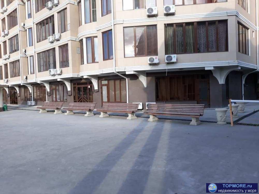    Квартира в жк бизнес класса с ремонтом.В шаговой доступности лицей 22, два детских сада, супермаркет, магазины,... - 1