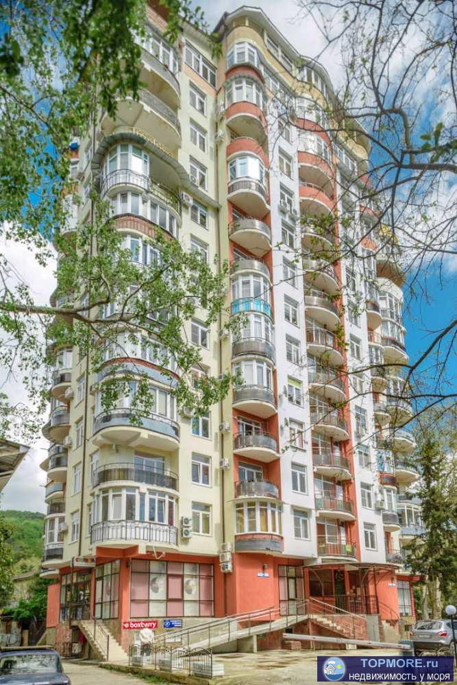 Лот № 165640. Продается апартамент площадью 26,23 кв.м. с великолепным панорамным видом на море в гостиничном...