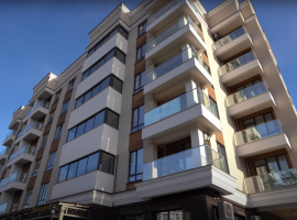 Хорошая новая квартира без ремонта в хорошем доме. Недорого. Статус...