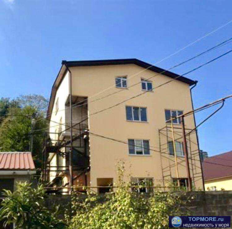 Продаю 2-х уровневую квартиру в Центральном районе г.СочиДом клубного типа, со своей придомовой территорией и...