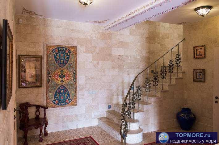 Продается Вилла в тосканском стиле. Дом расположен на участке 6 соток с панорамным видом на море. Жилая площадь 330... - 1