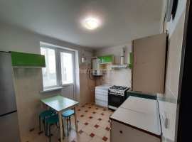 Сдаётся трёхкомнатная квартира по улице Горпищенко в Нахимовском...