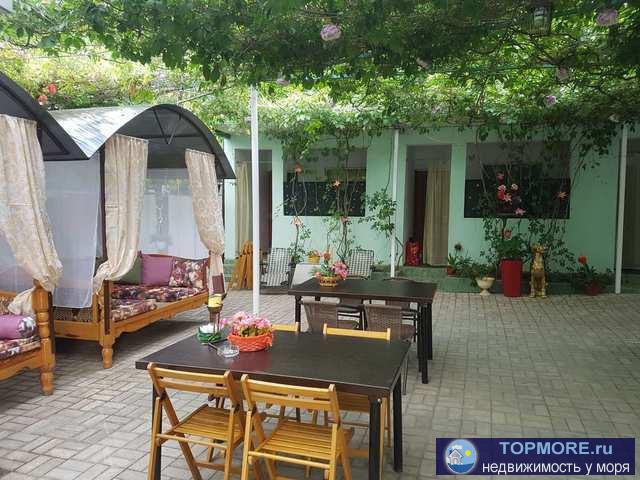 Продается гостинный дом в пгт Коктебель на 14 номеров. Присутствует отдельный домик для жилья на 2 комнаты. Каждый...