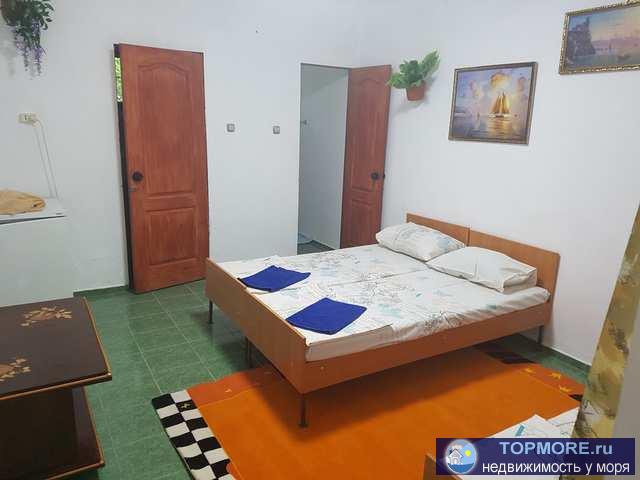 Продается гостинный дом в пгт Коктебель на 14 номеров. Присутствует отдельный домик для жилья на 2 комнаты. Каждый... - 2