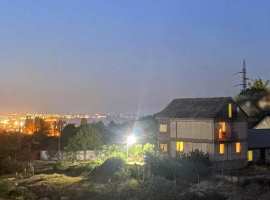 Благоустроенная дача, 2-х этажный дом с мансардрой- 167 кв м,...