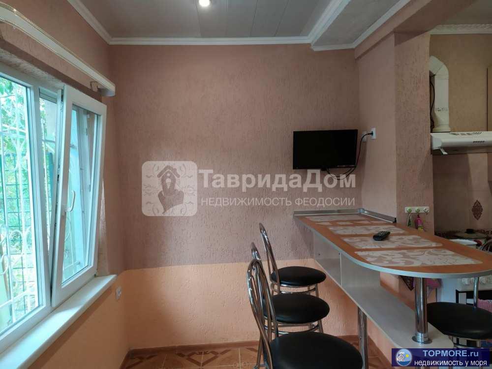 Продам таунхаус - эллинг 100 м2 общей площади  на 2 сотках земли, пгт. Орджоникидзе, Феодосия. Эллинг находиться в 7... - 2