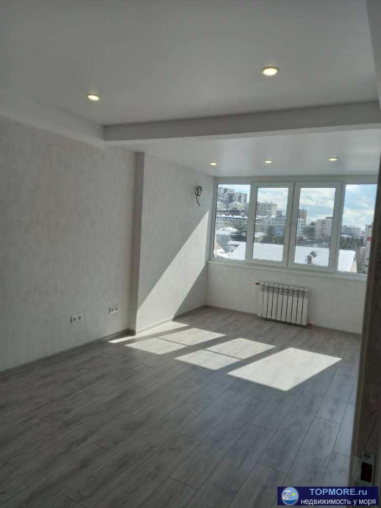 Квартира с качественным новым, светлым ремонтом район Донская. Предусмотрена возможность отделить спальню. В шаговой...