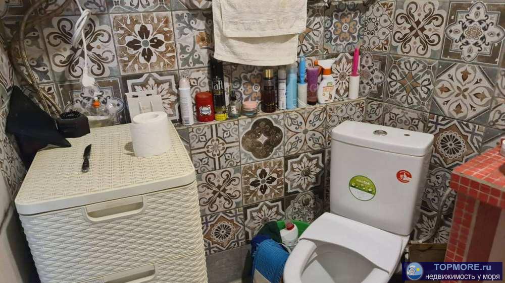 Продаю квартиру, 1 мин до остановки, магнит, аптек, сад и гимн 448 этаж, лифт1кк в стиле лофт. 2 окна. Современное... - 2